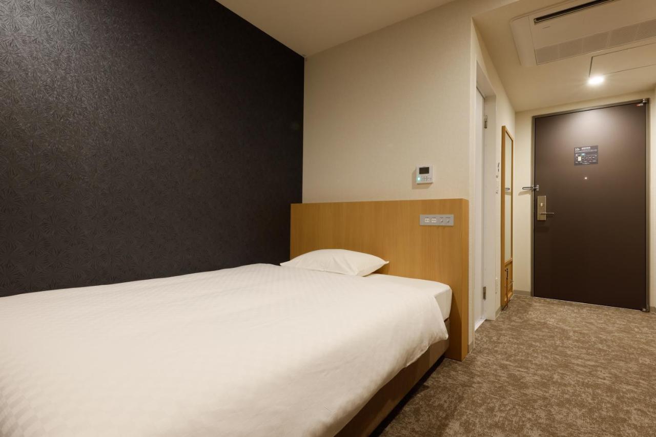 Plum Hotel Ōsaka Exterior foto